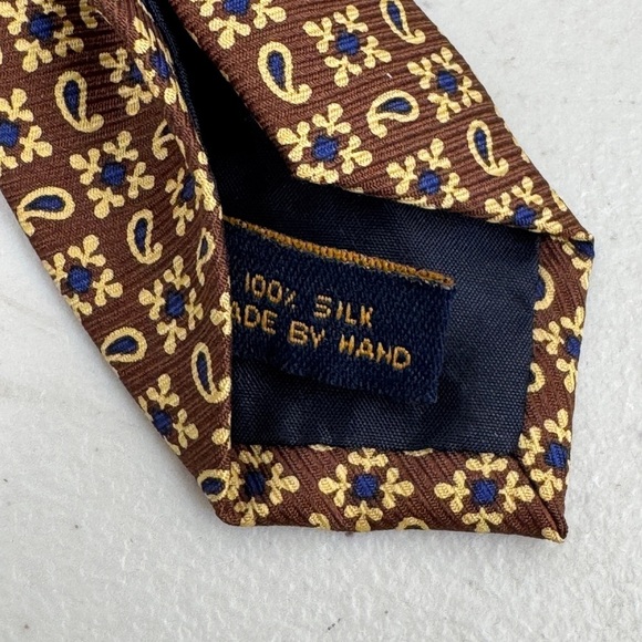 COACH Men's Luxury Paisley Silk Tie 100% Italian Silk hand made Brown Gold - Picture 5 of 5